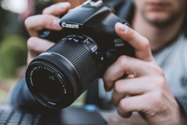 Things to Consider Before Buying a DSLR Camera